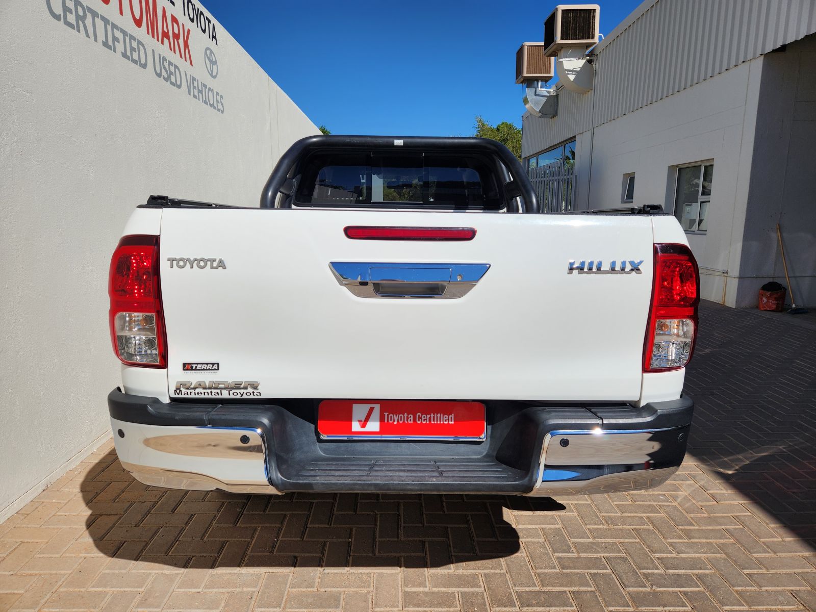 2023 Toyota Hilux photo 5