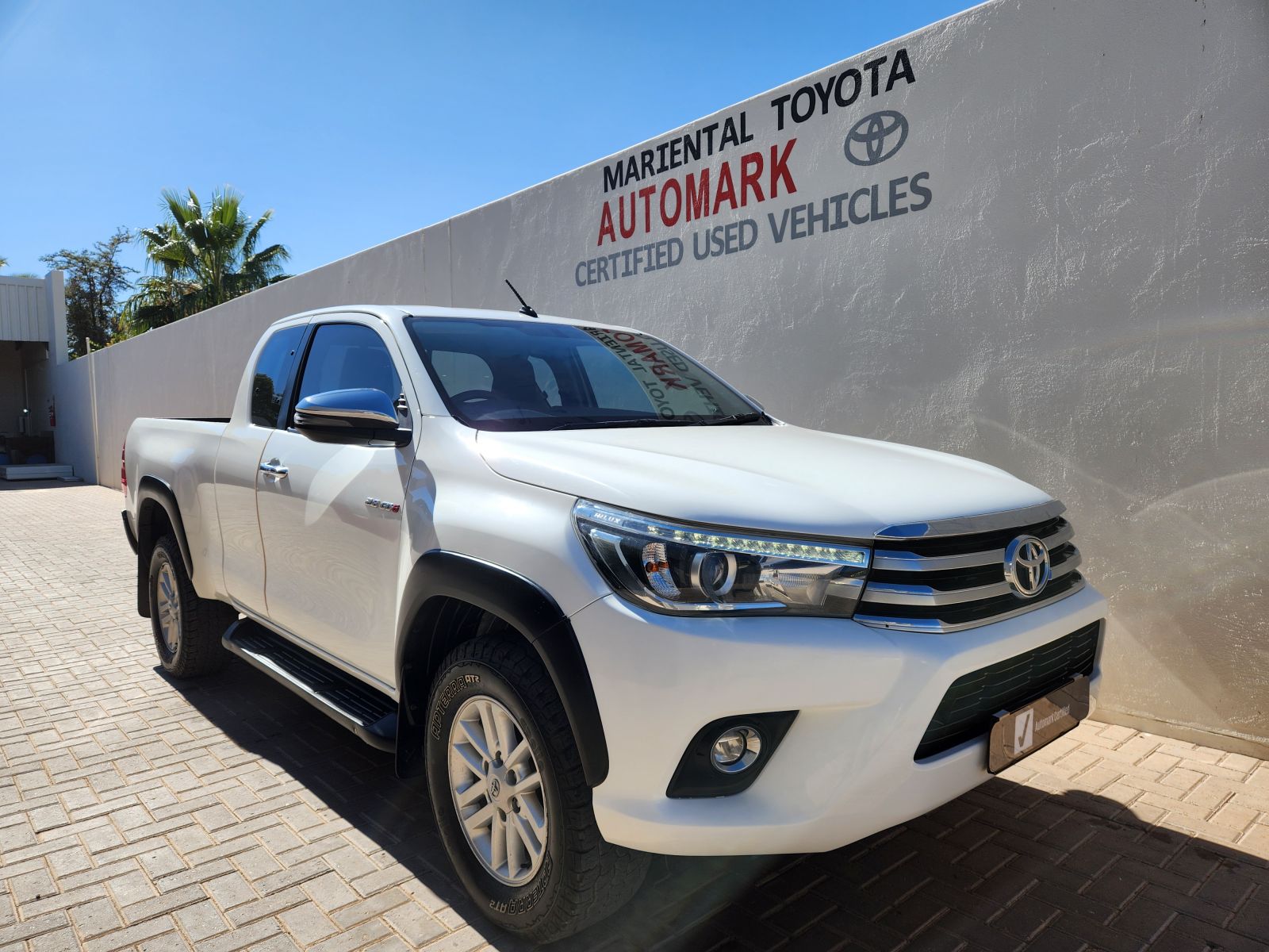 2018 Toyota Hilux photo 1
