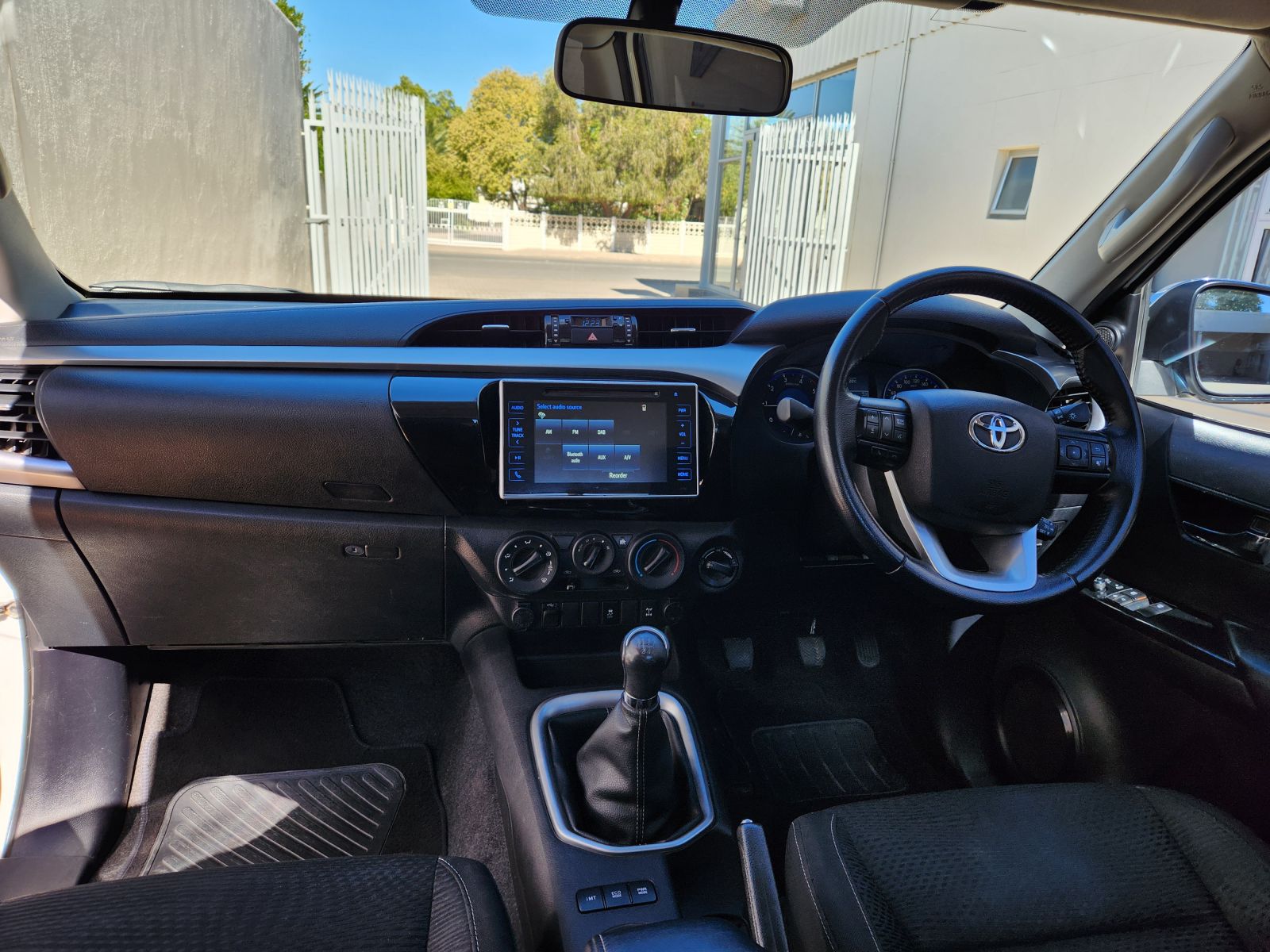 2018 Toyota Hilux photo 7