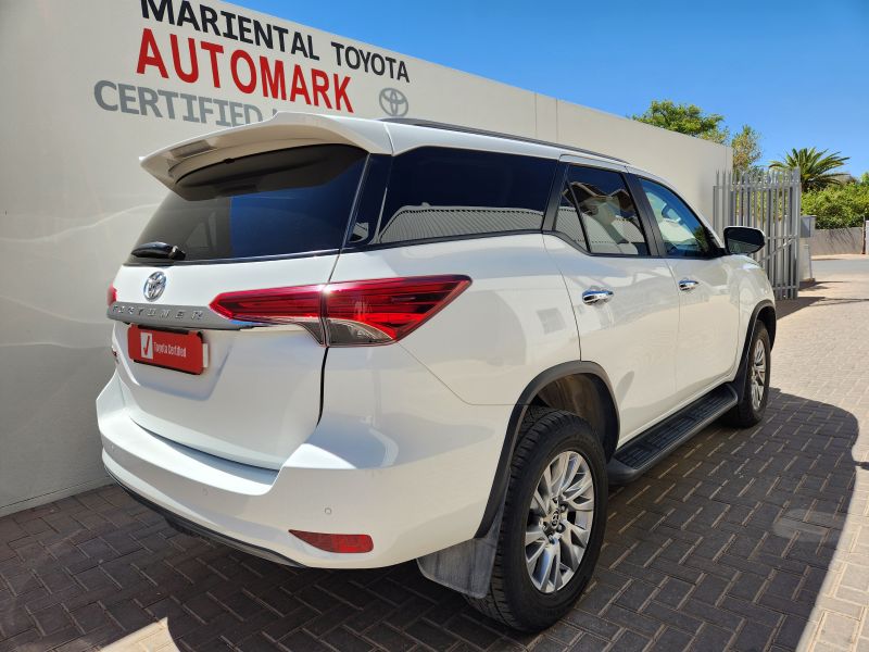 2021 Toyota Fortuner photo 4