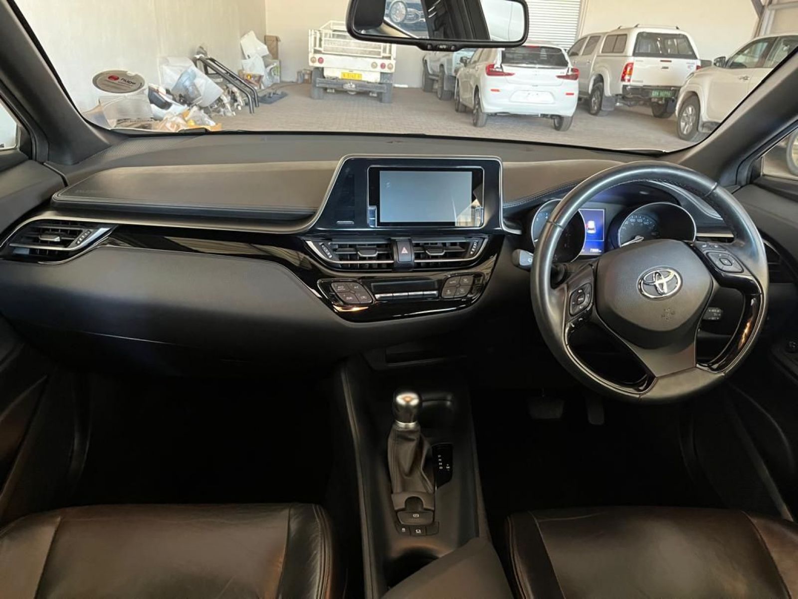 2020 Toyota C-HR photo 10