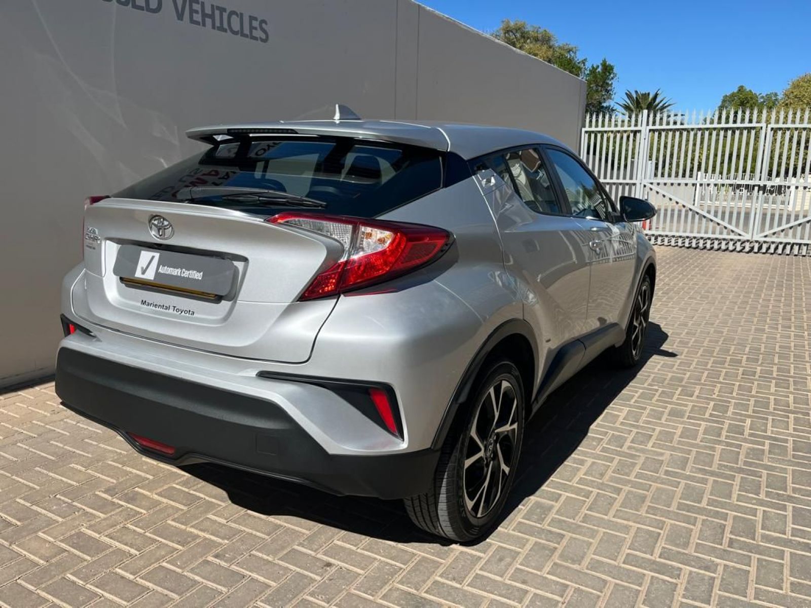2020 Toyota C-HR photo 5
