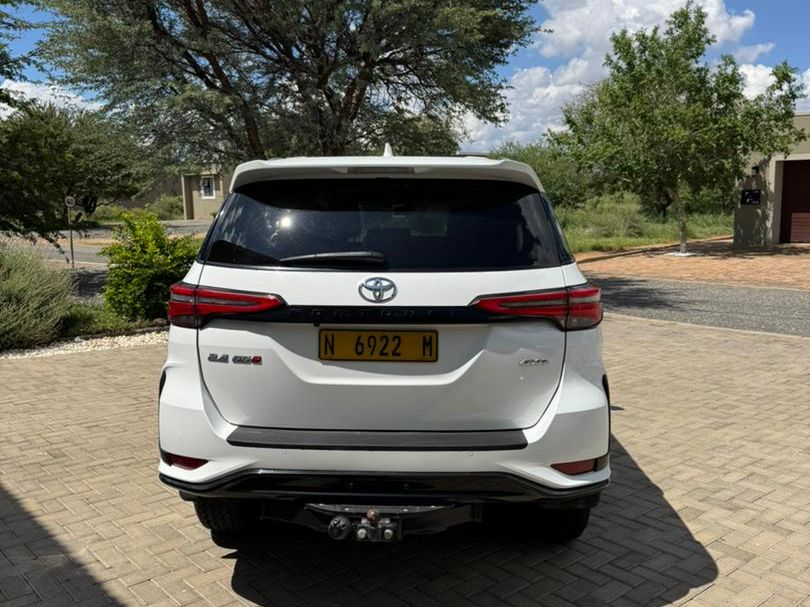 2023 Toyota Fortuner photo 8