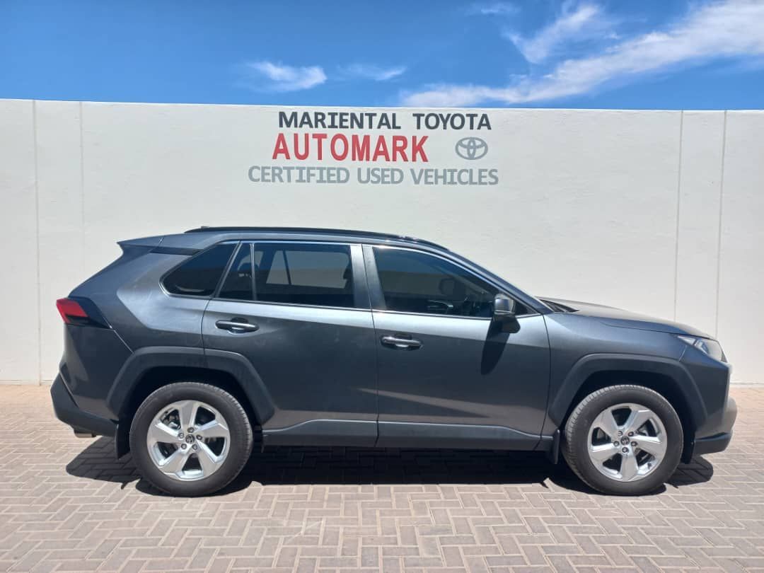 2022 Toyota Rav4 photo 3