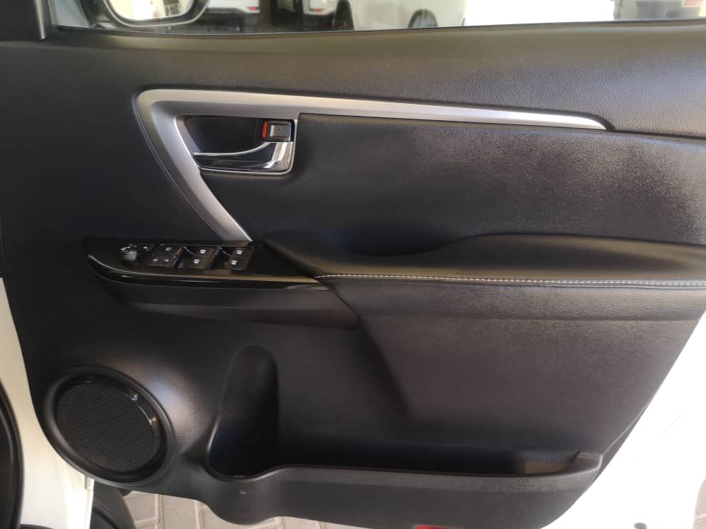 2022 Toyota Fortuner photo 9