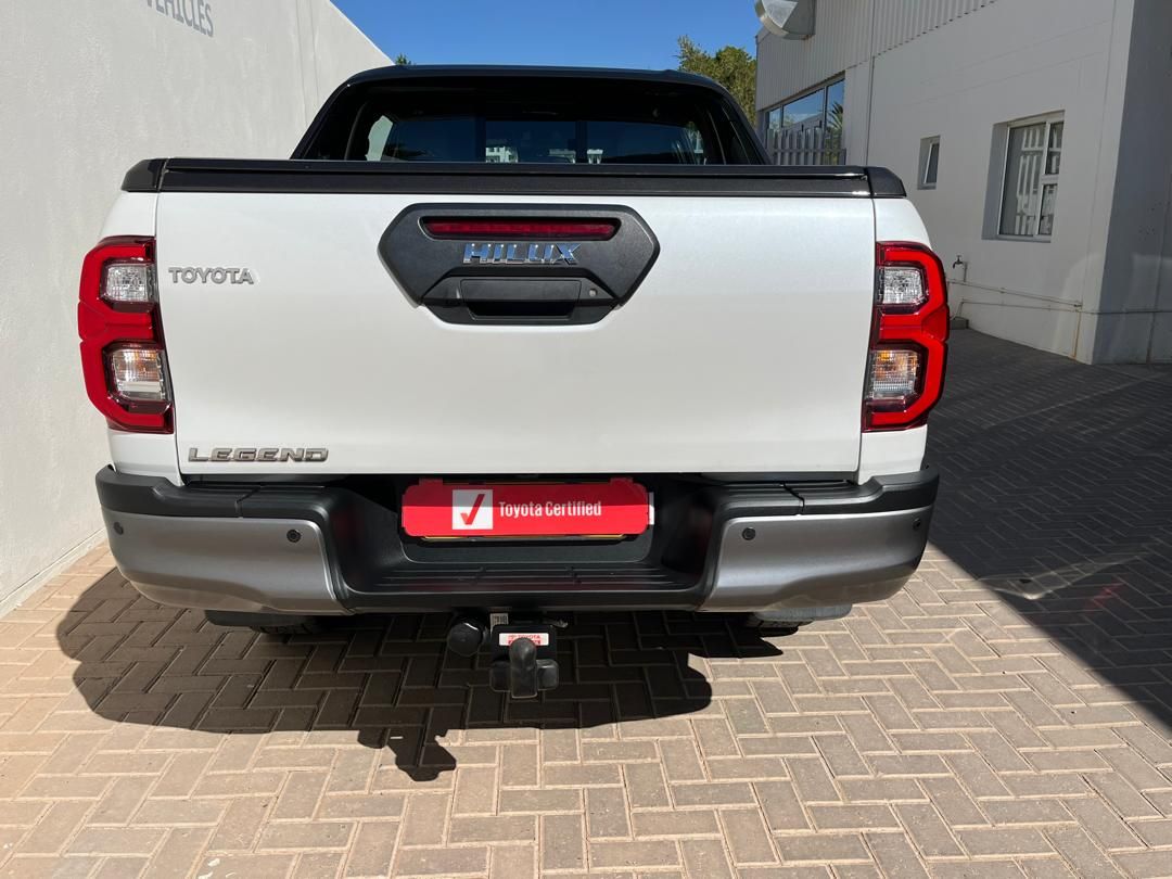 2022 Toyota Hilux photo 3