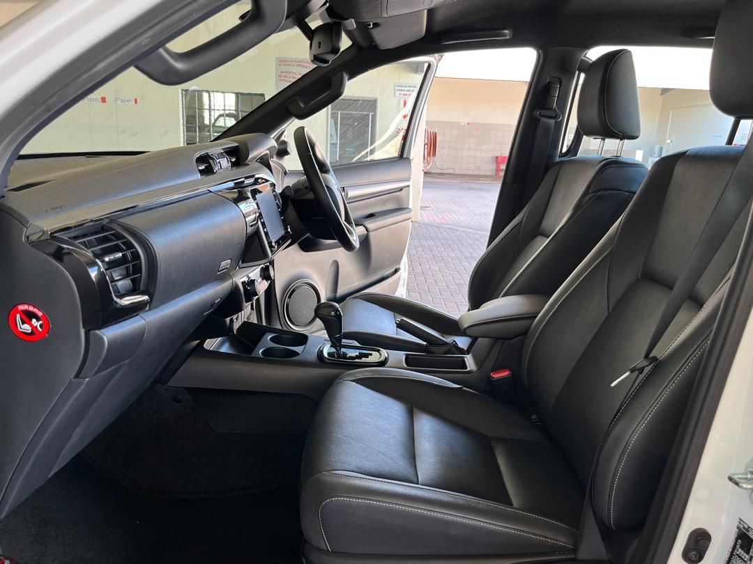 2022 Toyota Hilux photo 6