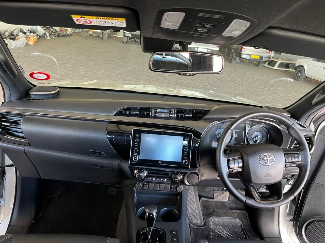 2022 Toyota Hilux photo 7