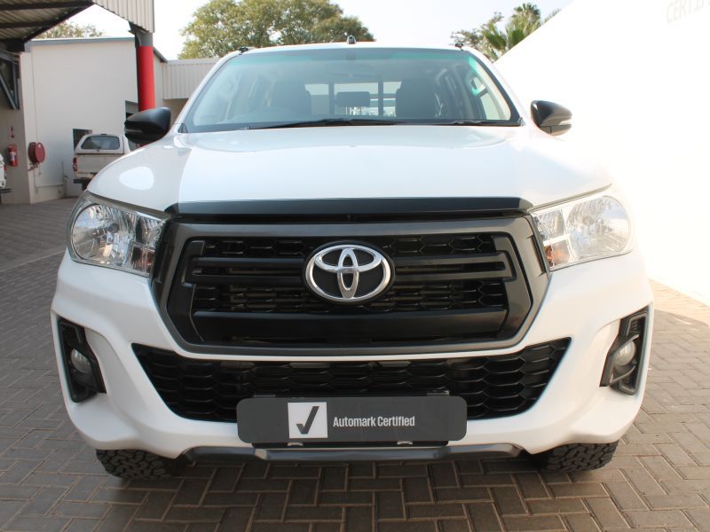 2019 Toyota Hilux photo 3