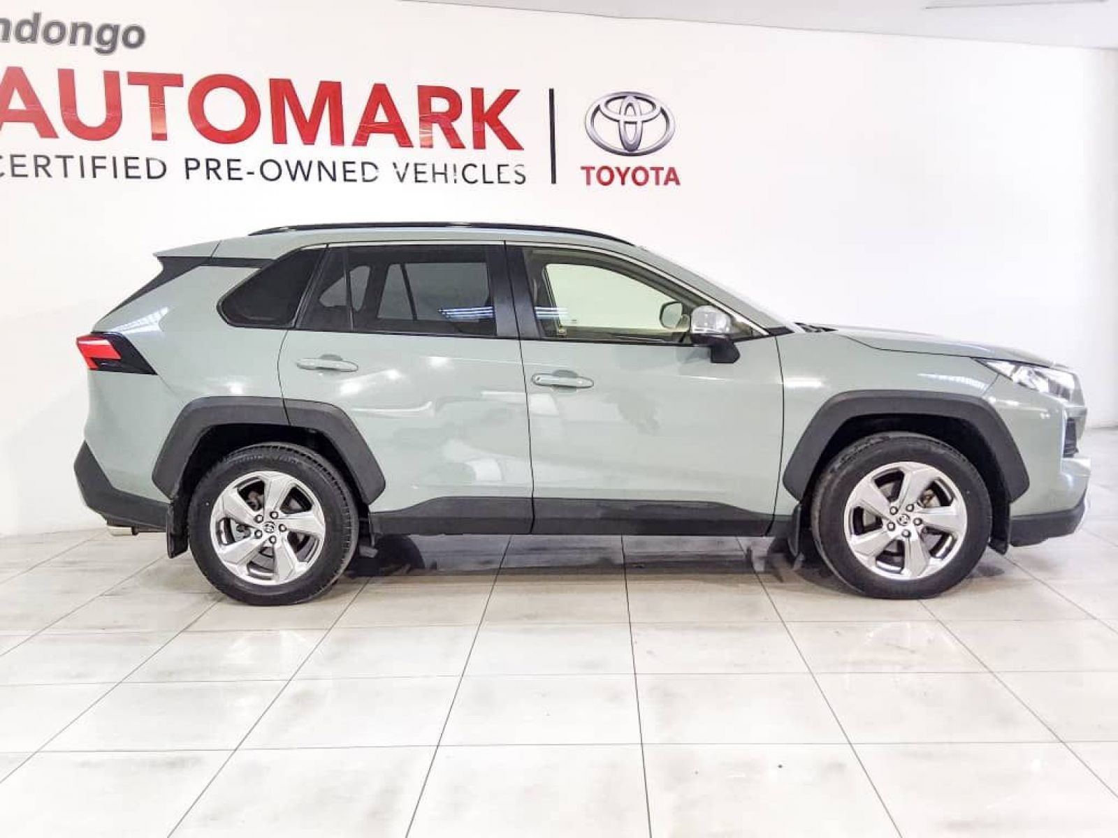 2022 Toyota Rav4 photo 2