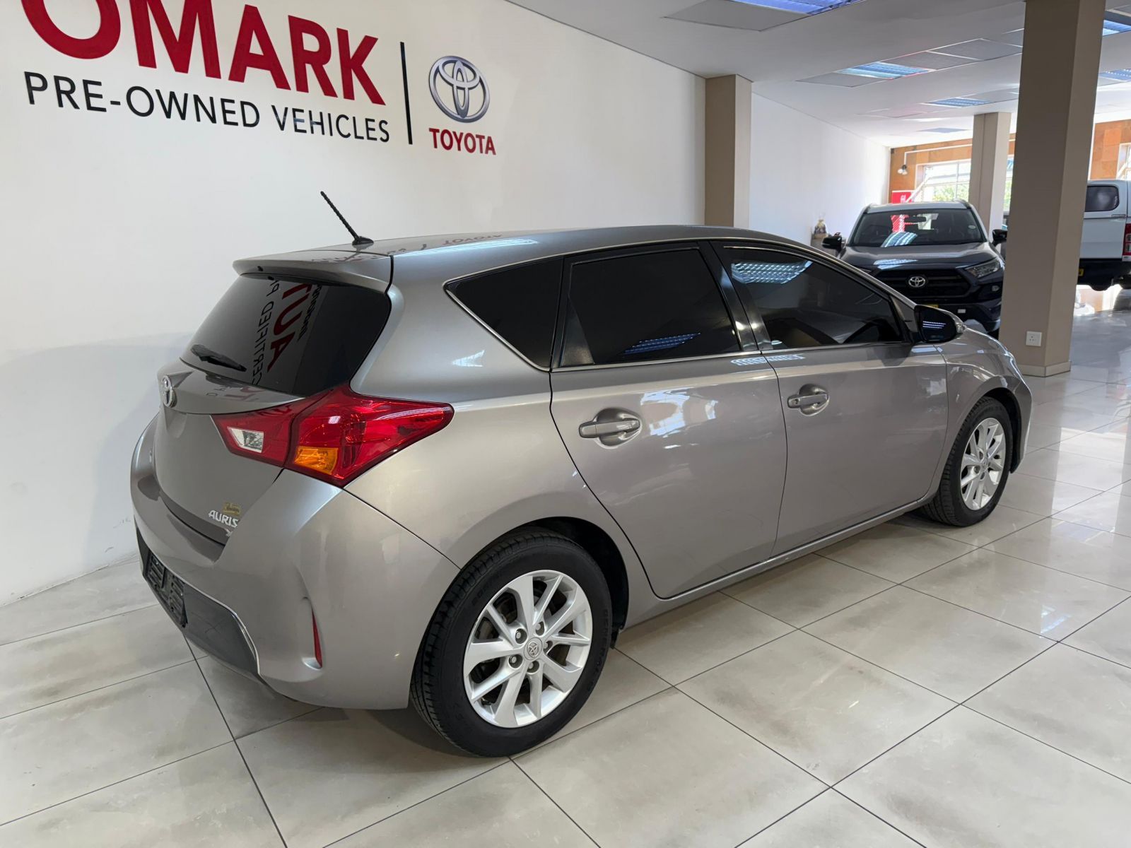 2015 Toyota Auris photo 3