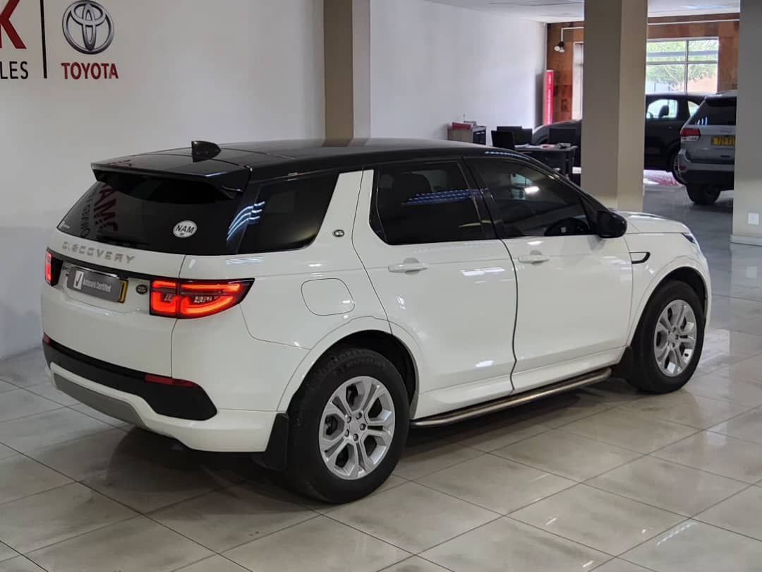 2020 Land Rover Discovery photo 5