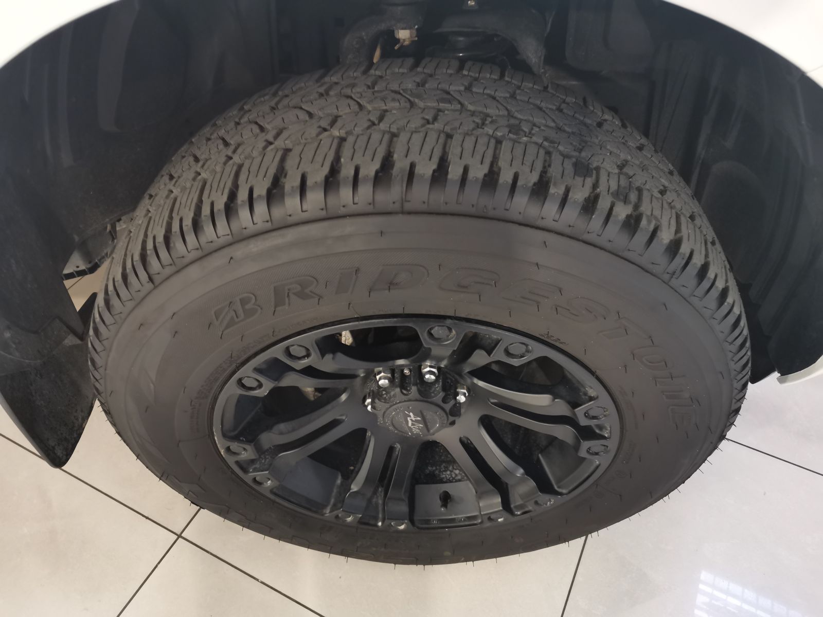 2023 Nissan Navara photo 3