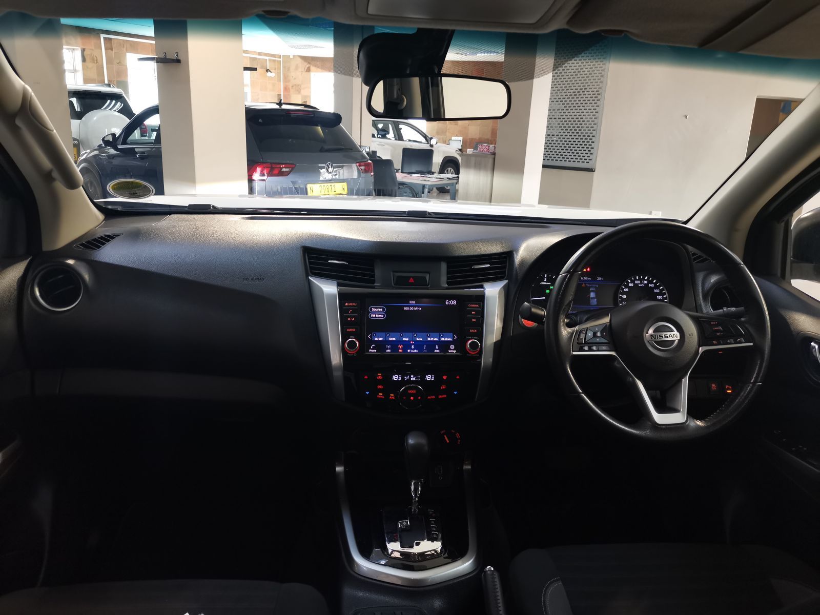 2023 Nissan Navara photo 8
