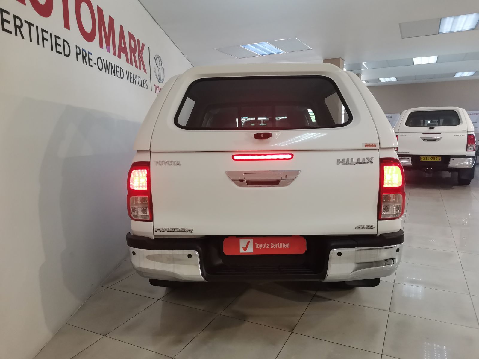 2023 Toyota Hilux photo 6