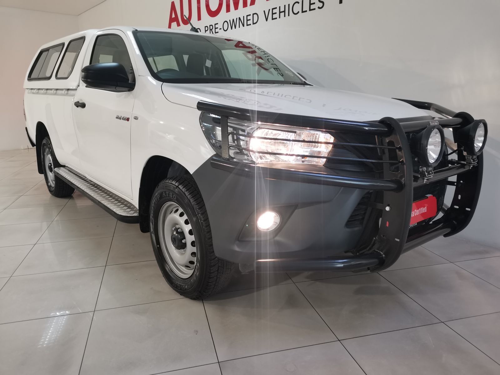 2024 Toyota Hilux photo 4