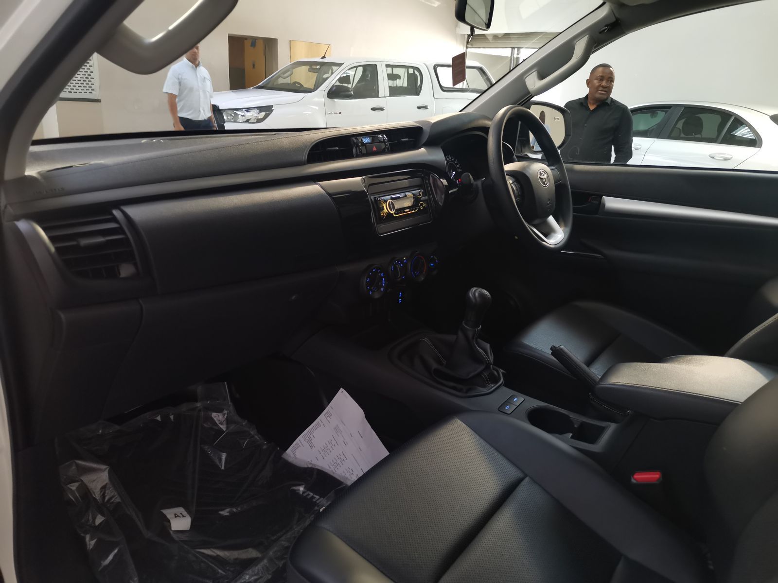 2024 Toyota Hilux photo 8