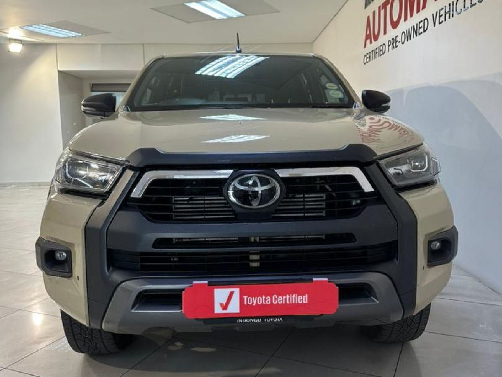 2024 Toyota Hilux photo 3