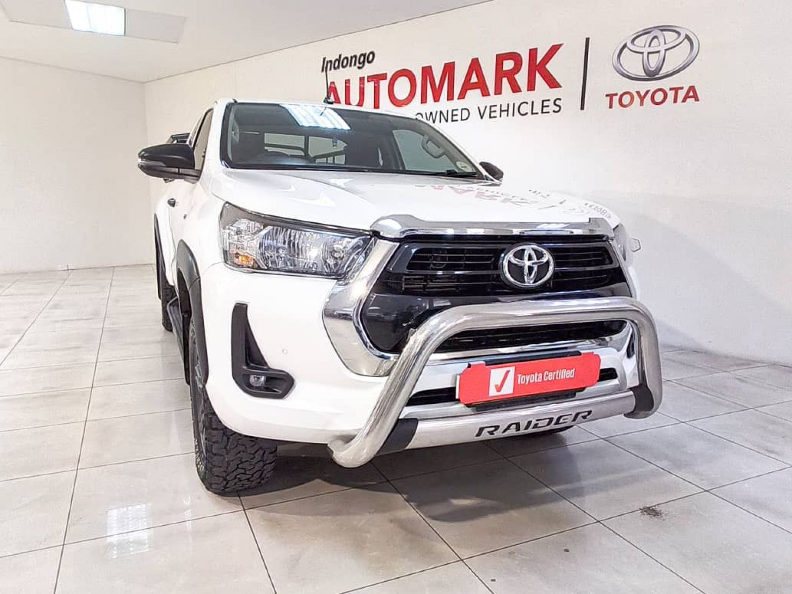 2022 Toyota Hilux photo 1