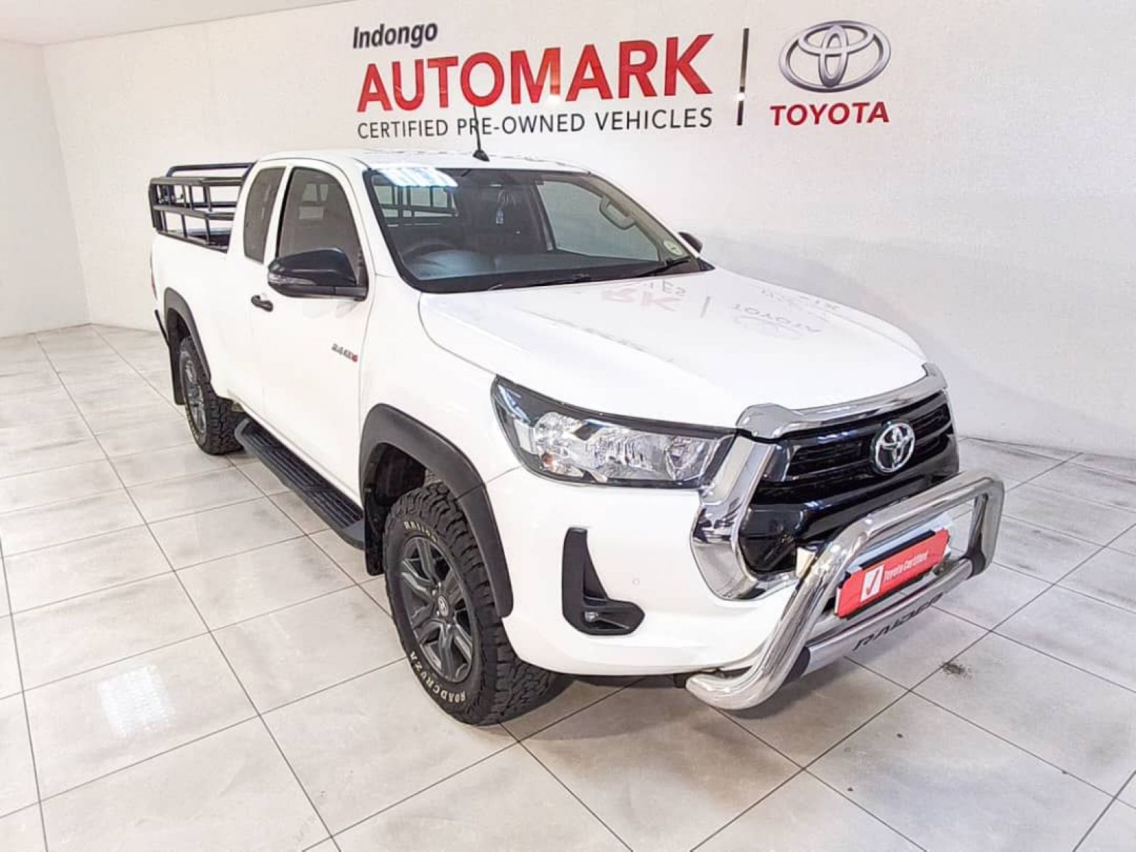 2022 Toyota Hilux photo 3