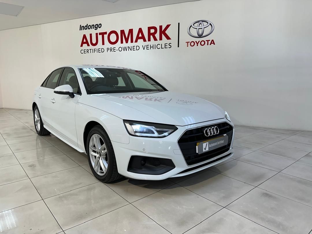 2022 Audi A4 photo 1