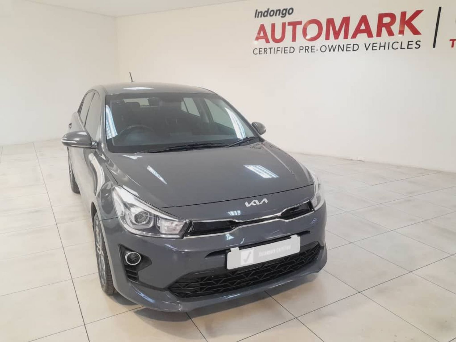2021 Kia Rio photo 1