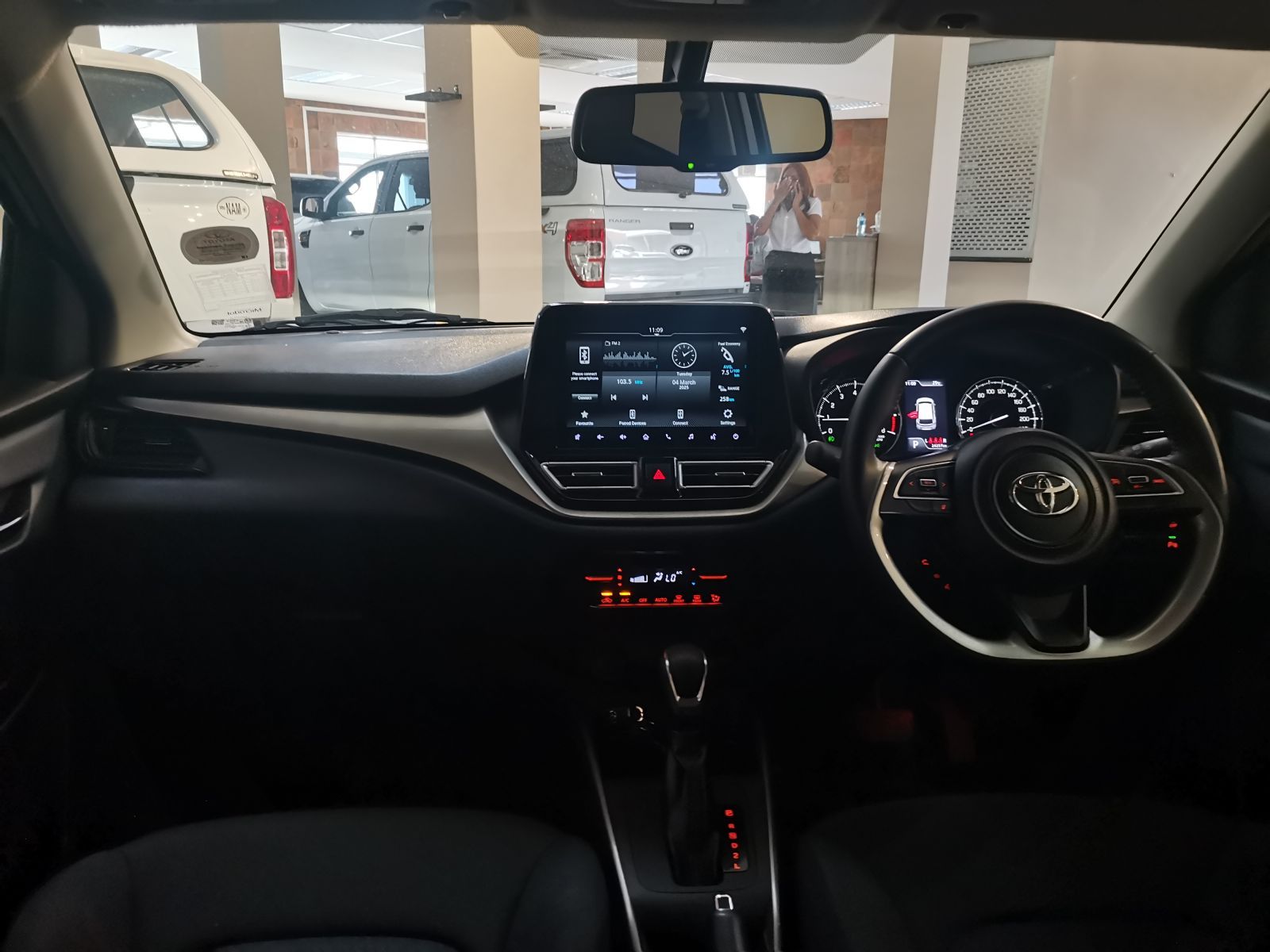 2024 Toyota Starlet photo 8