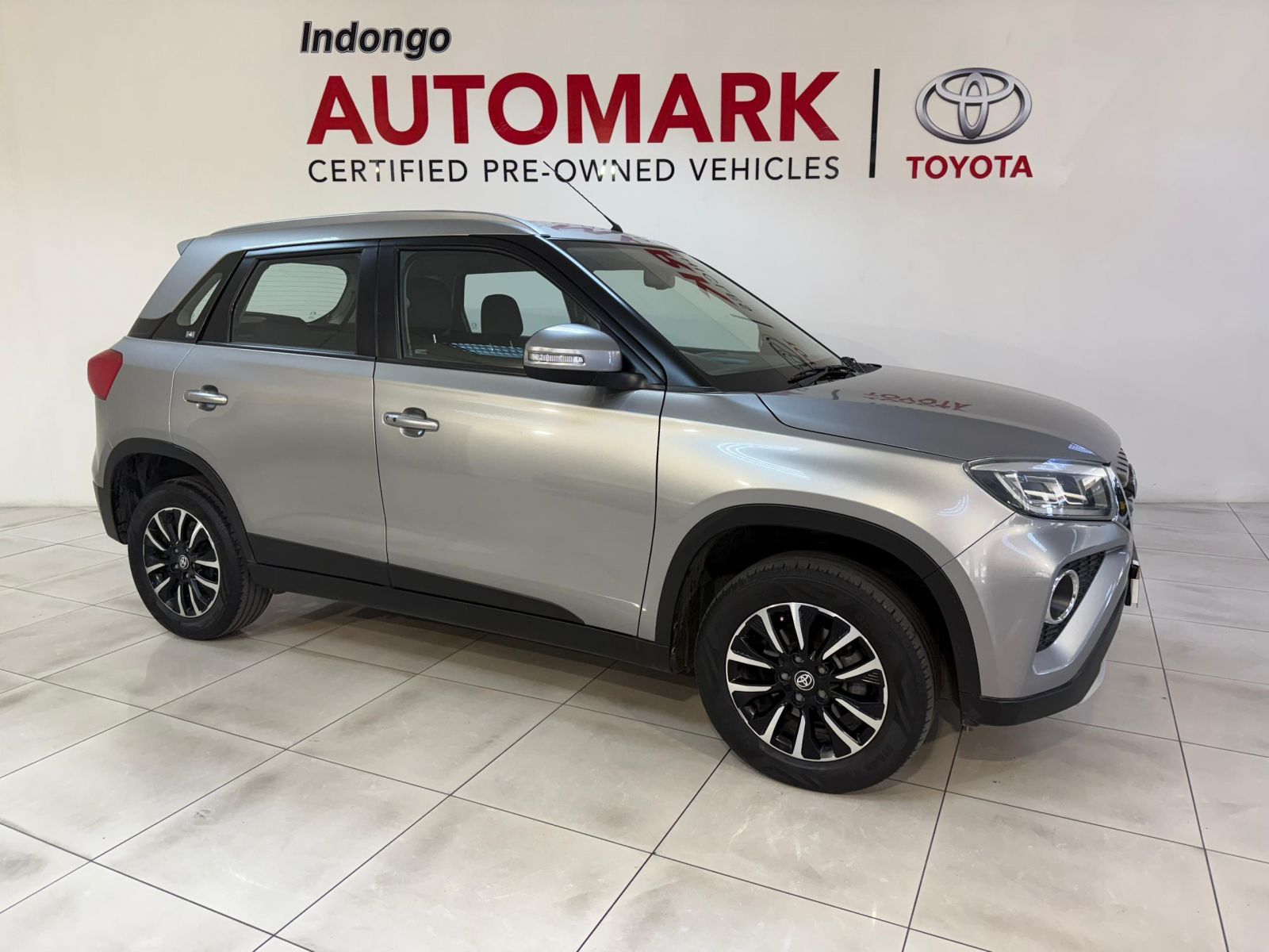 2021 Toyota Urban Cruiser photo 3