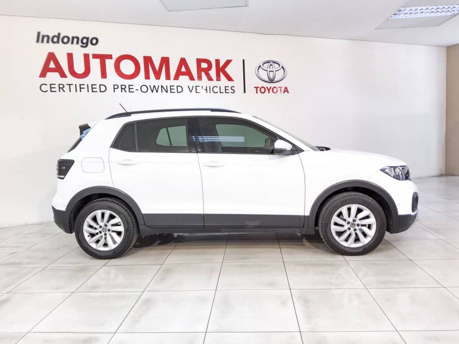 2022 Volkswagen T-Cross photo 2