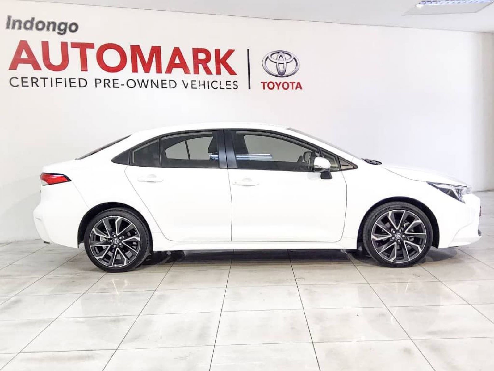 2024 Toyota Corolla photo 4