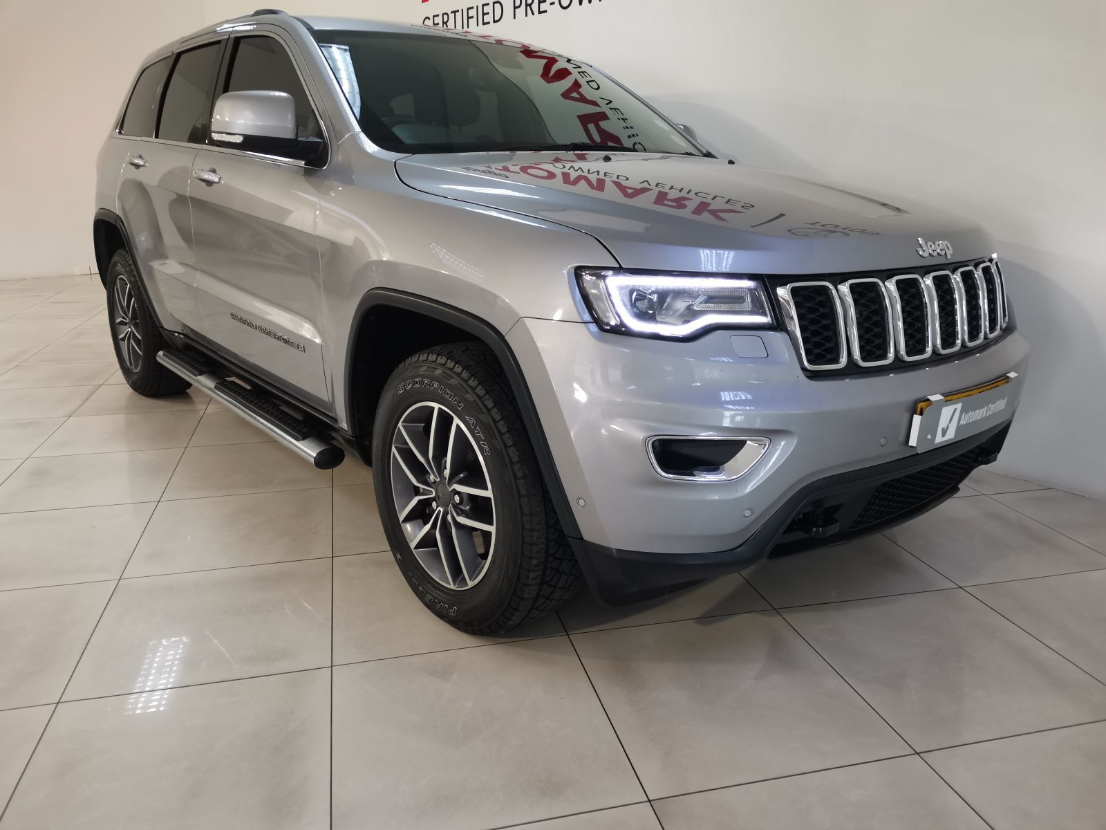 2022 Jeep Grand Cherokee photo 4