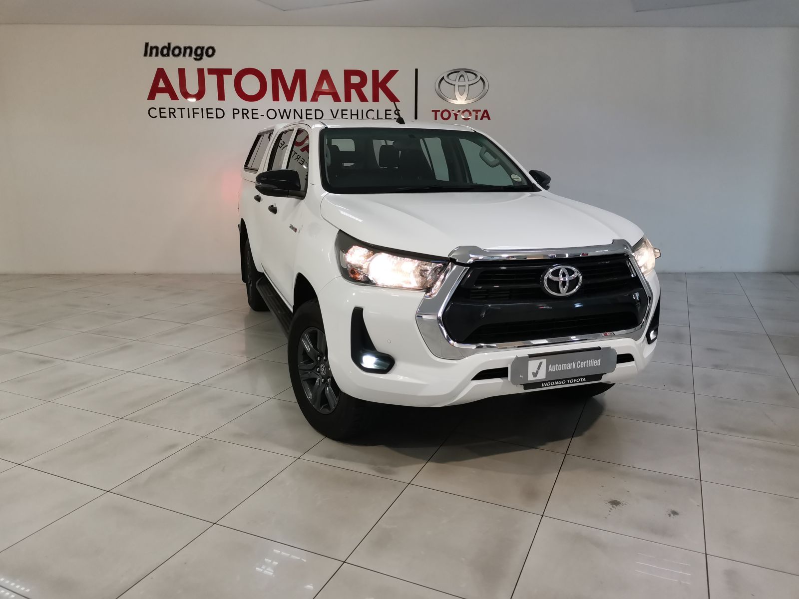 2021 Toyota Hilux photo 1
