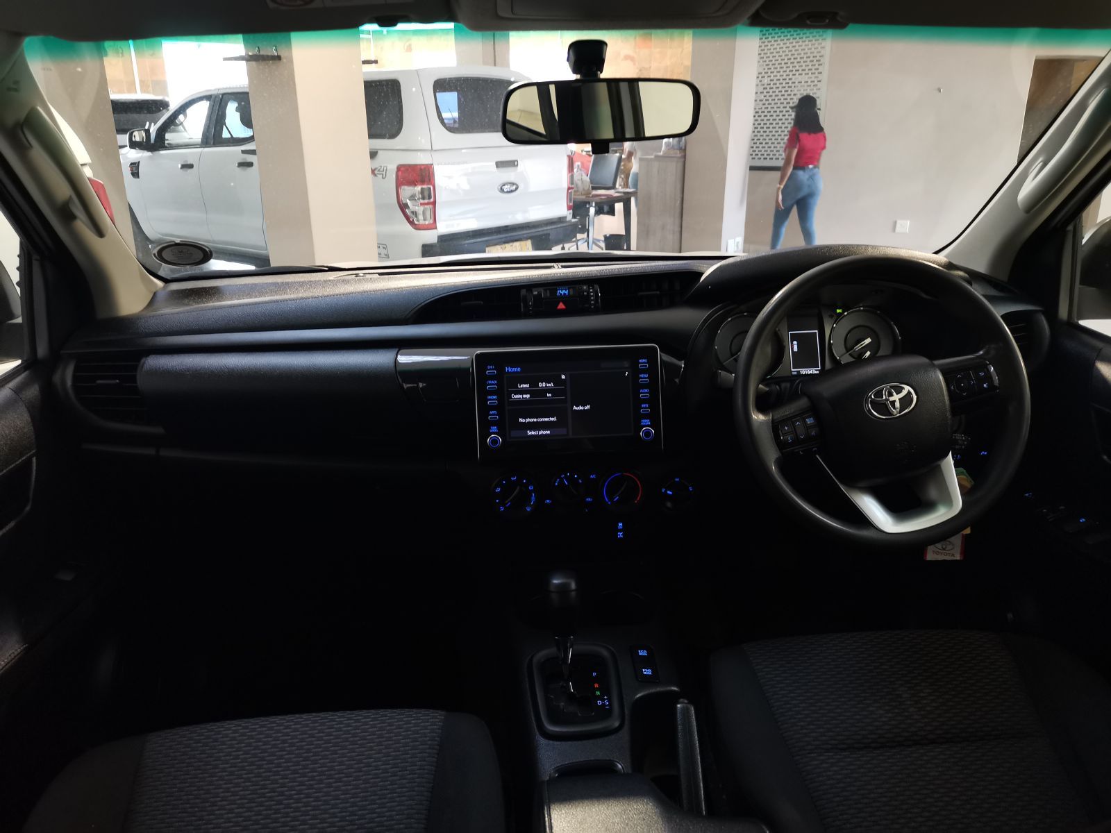 2021 Toyota Hilux photo 8