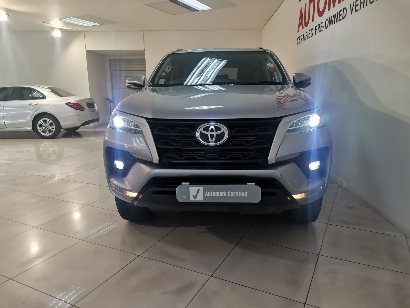 2021 Toyota Fortuner photo 5