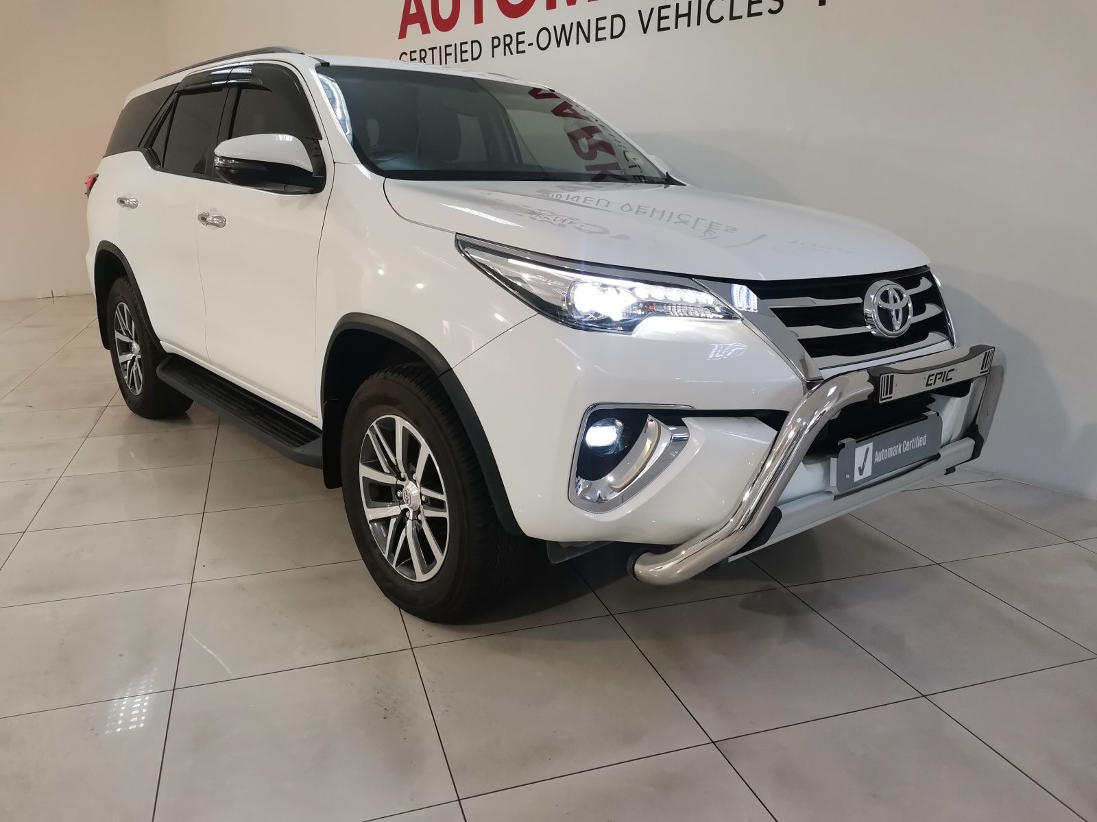 2020 Toyota Fortuner photo 4
