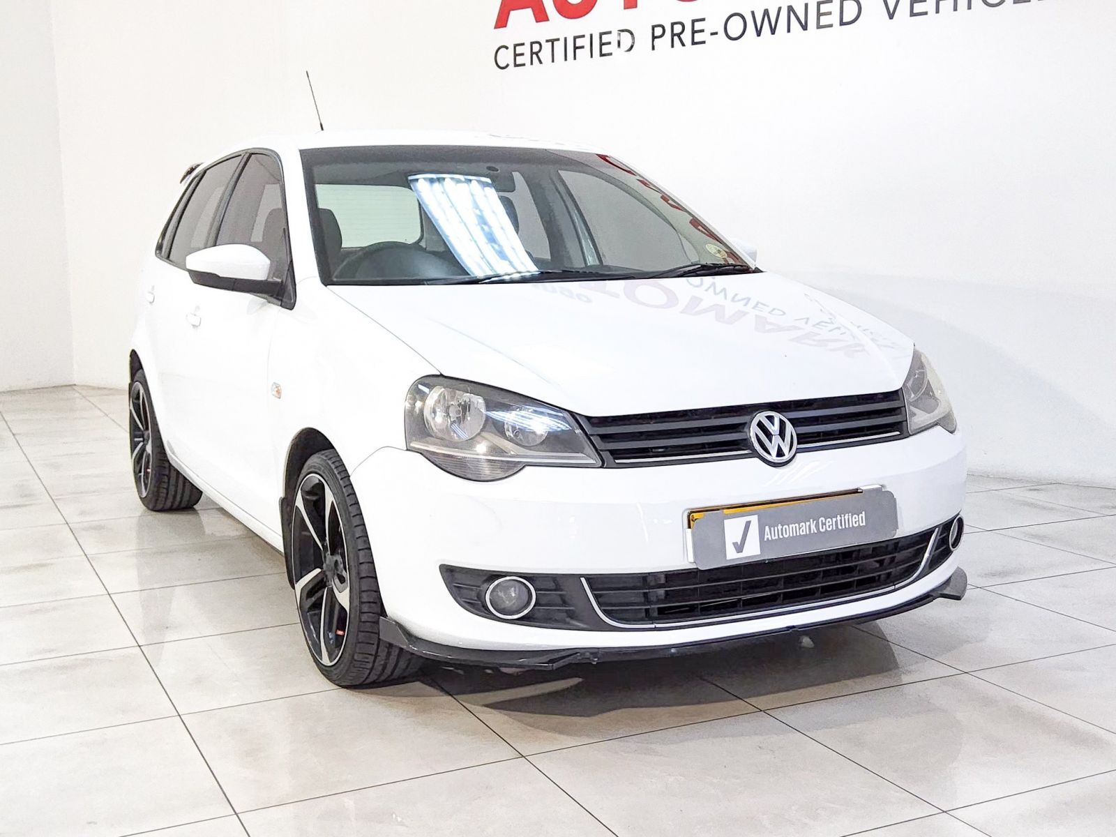 2015 Volkswagen Polo Vivo photo 1