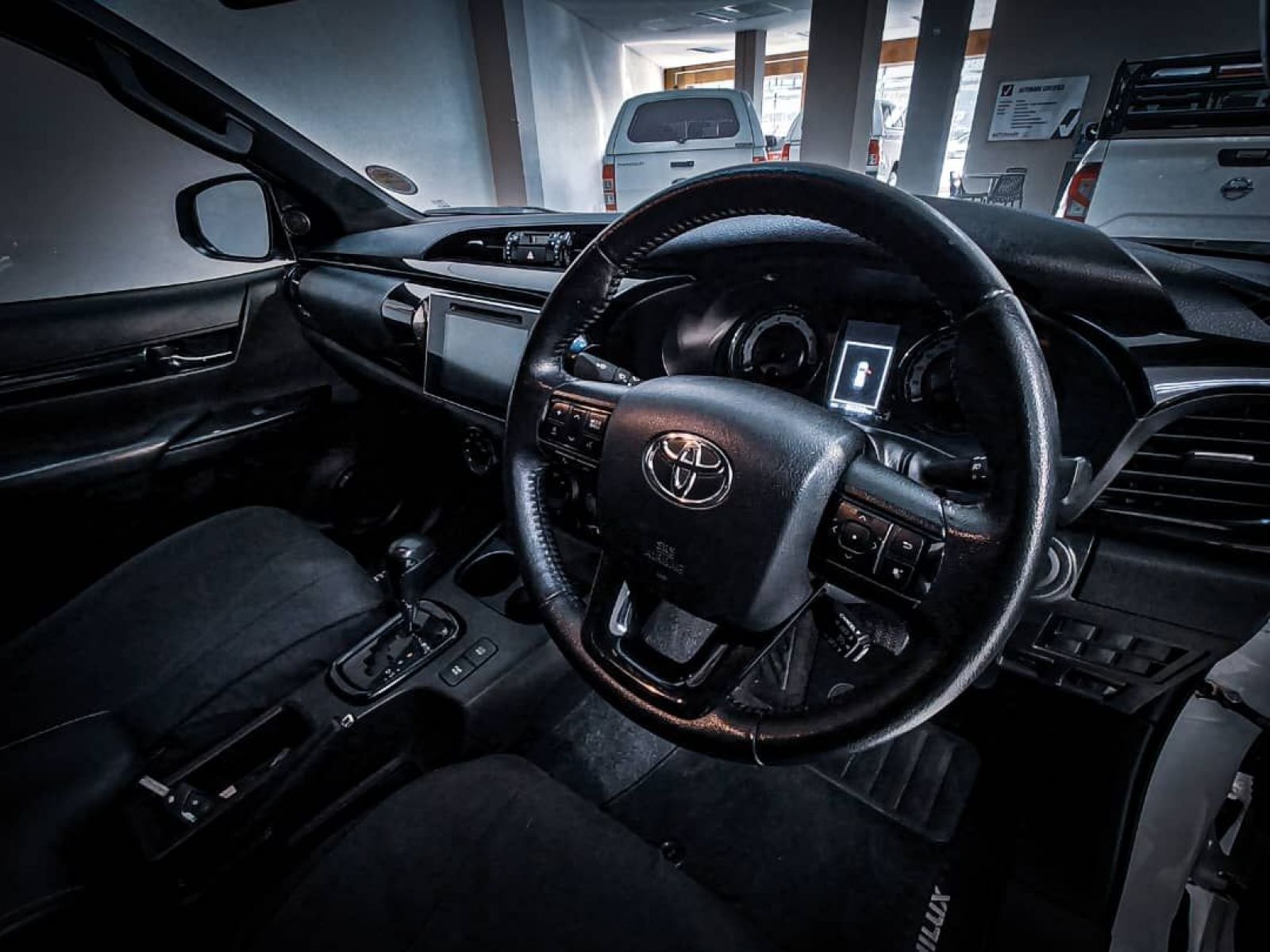 2019 Toyota Hilux photo 5