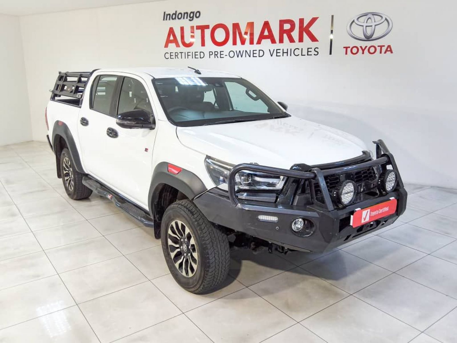 2023 Toyota Hilux photo 3