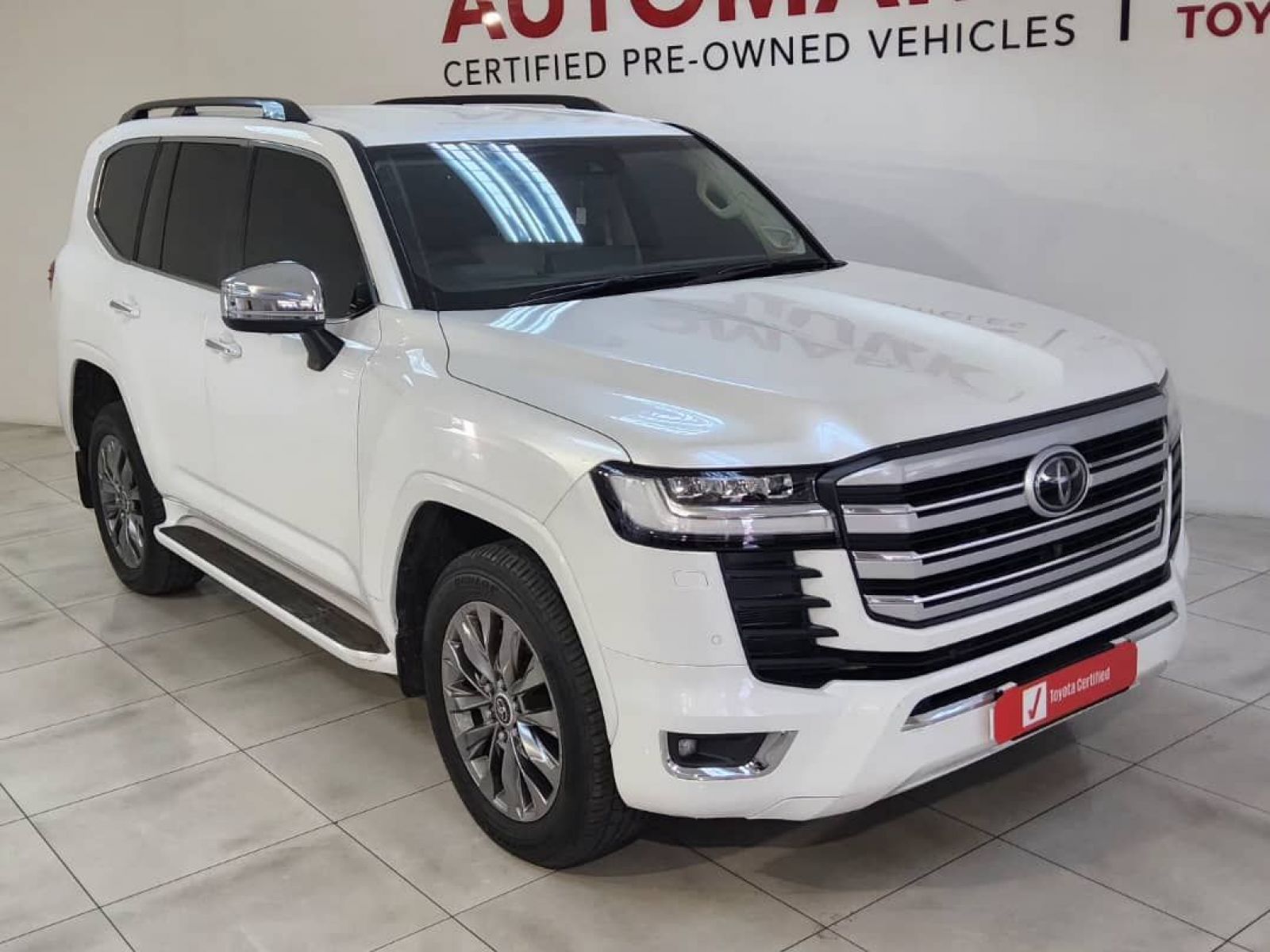 2024 Toyota Land Cruiser photo 3