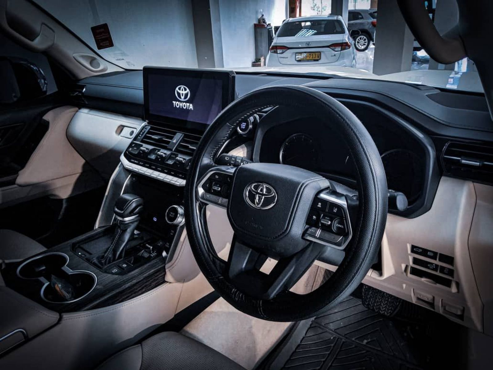 2024 Toyota Land Cruiser photo 5