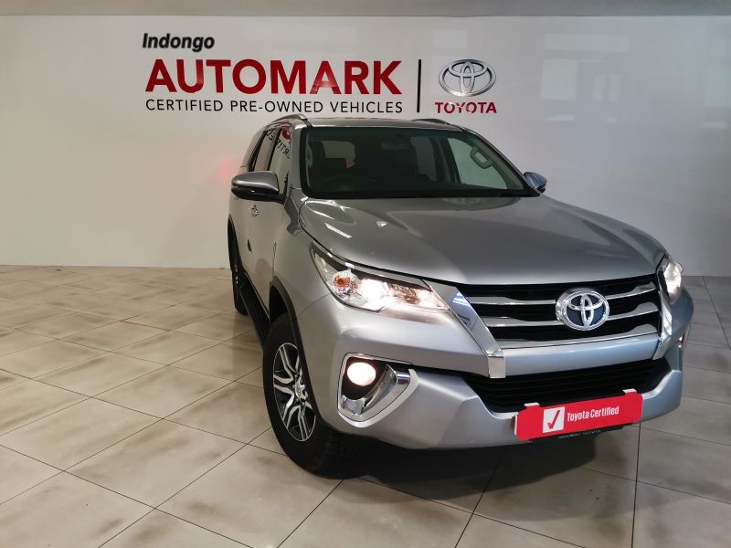 2018 Toyota Fortuner photo 1