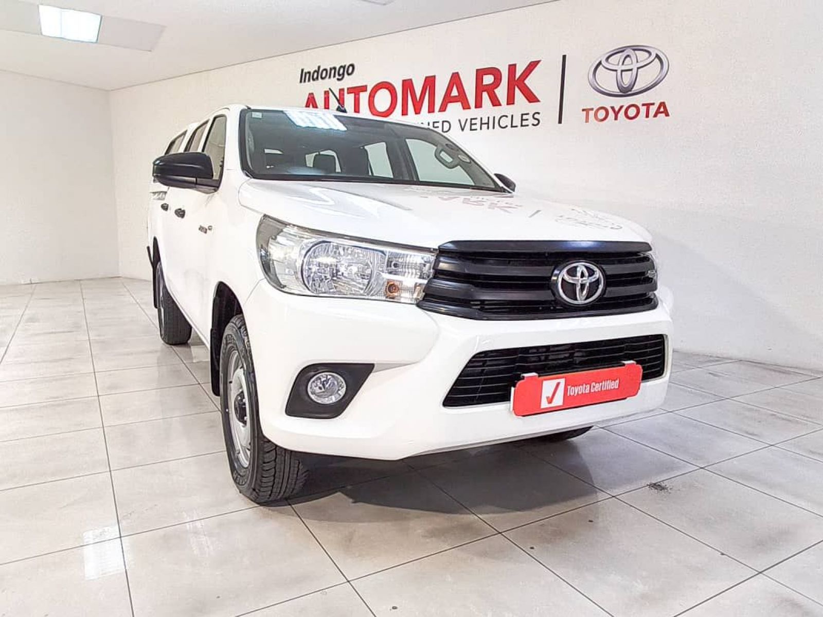 2020 Toyota Hilux photo 1