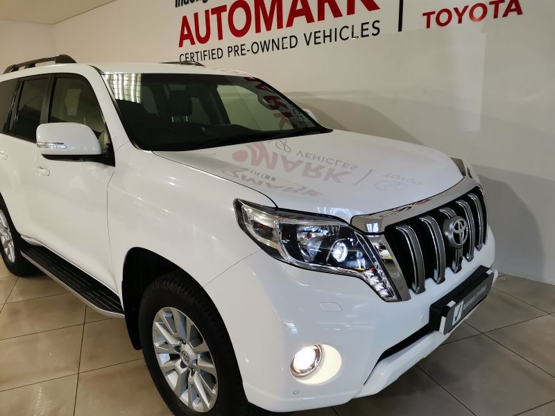 2017 Toyota Prado photo 3