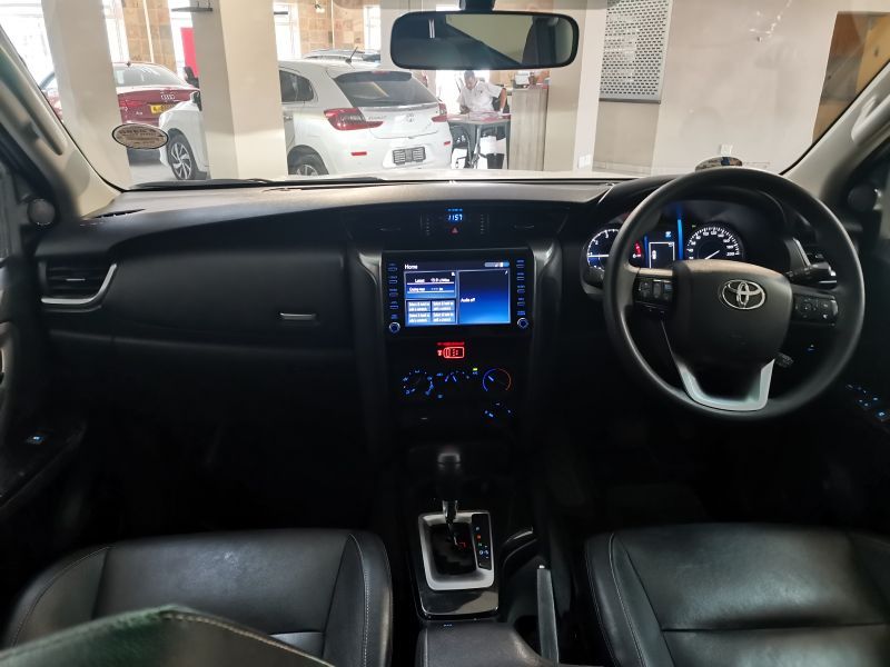 2023 Toyota Fortuner photo 8