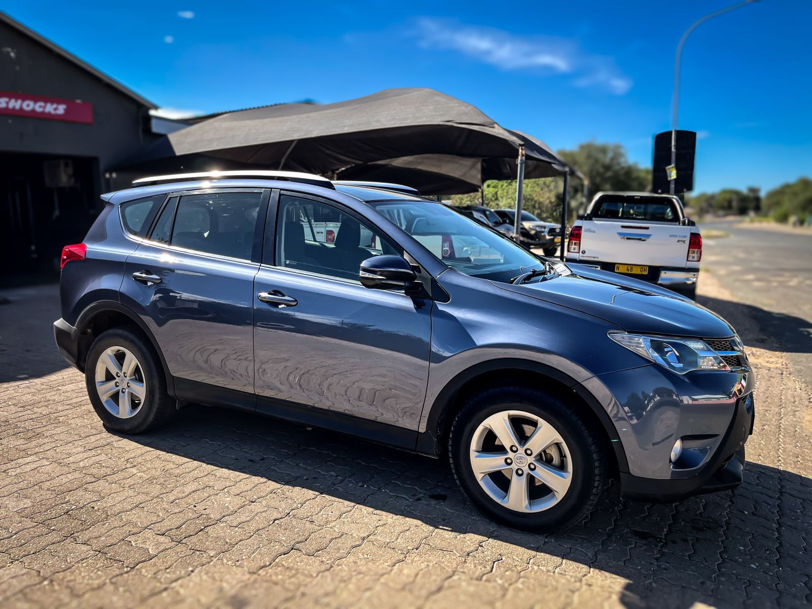 2014 Toyota Rav4 photo 1
