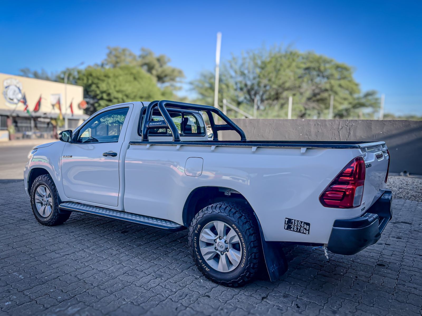 2020 Toyota Hilux photo 4