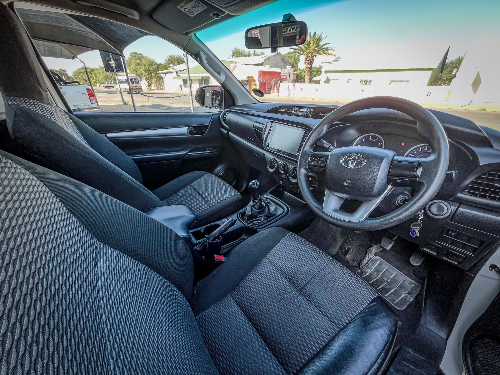 2020 Toyota Hilux photo 6