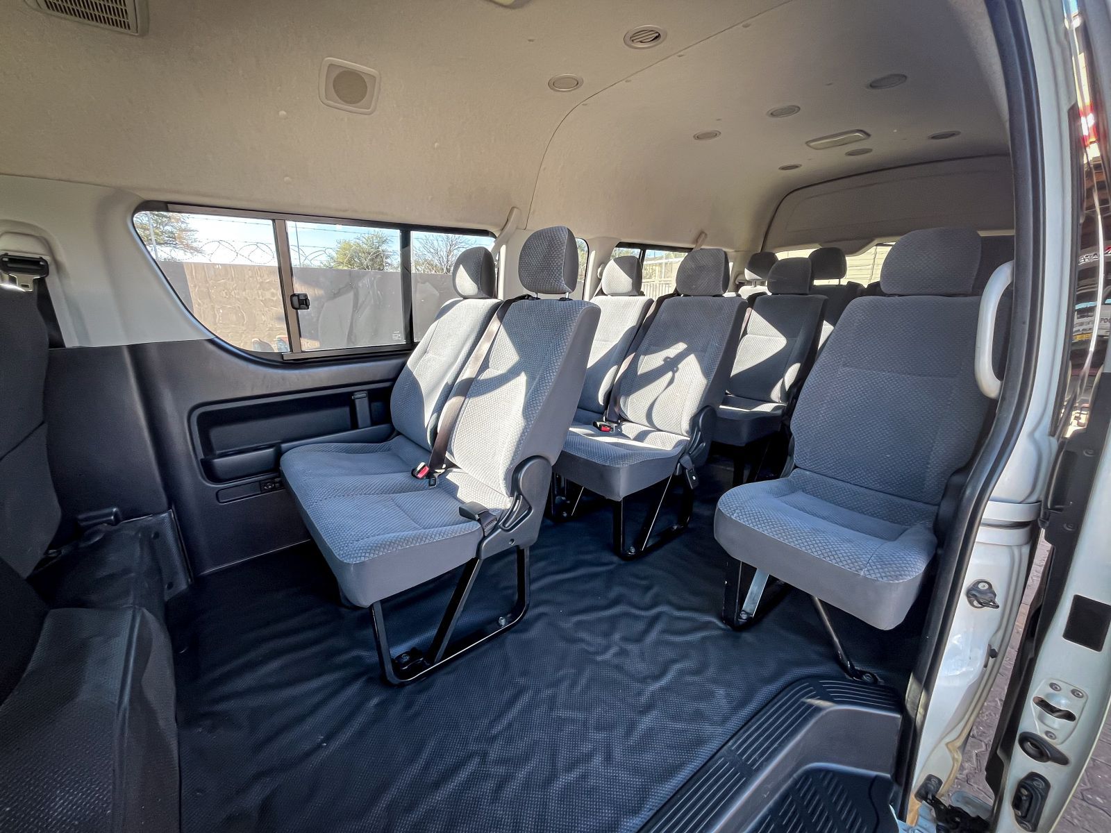 2013 Toyota Quantum photo 5