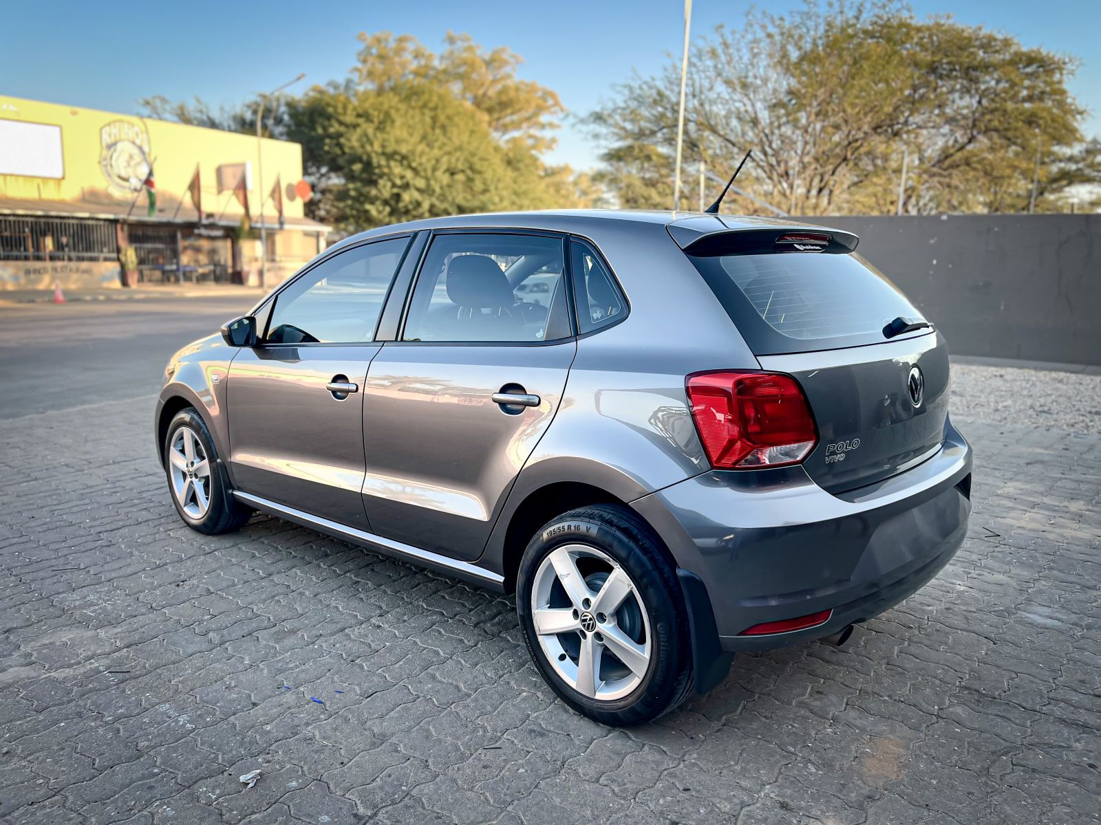 2023 Volkswagen Polo Vivo photo 3