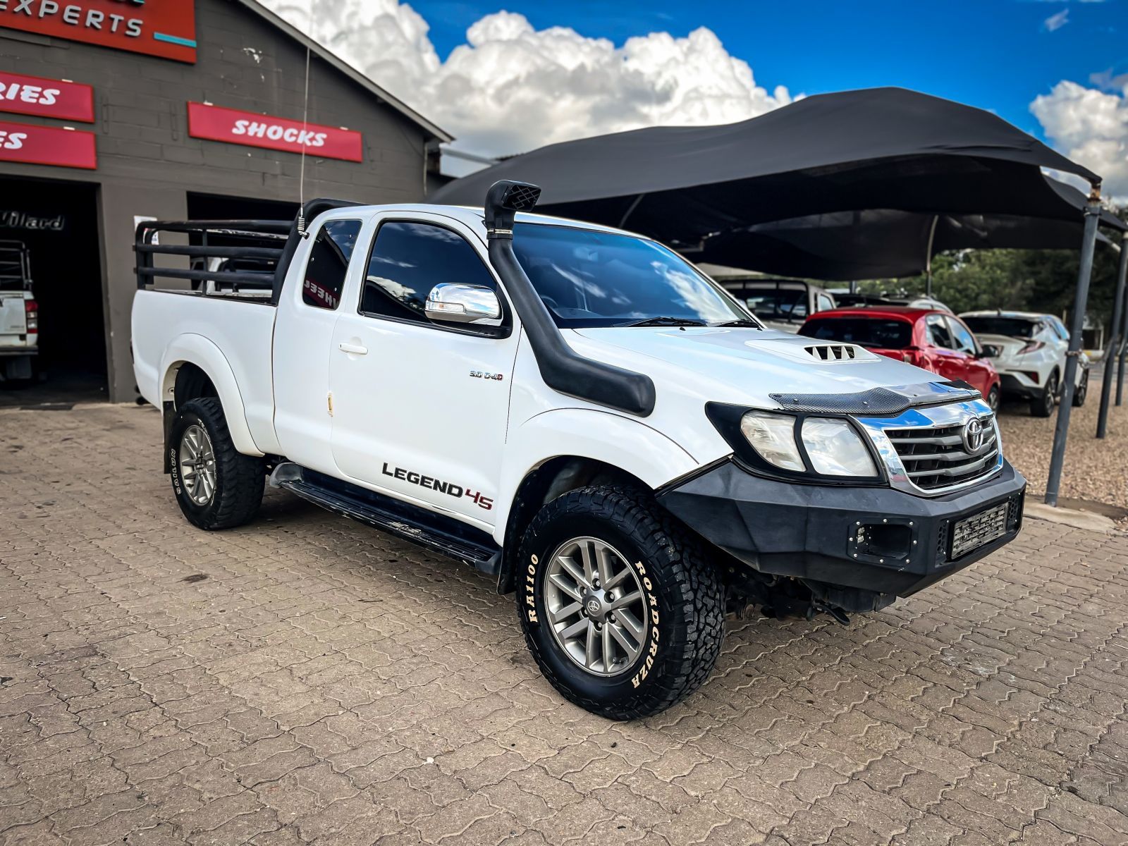 2015 Toyota Hilux photo 1
